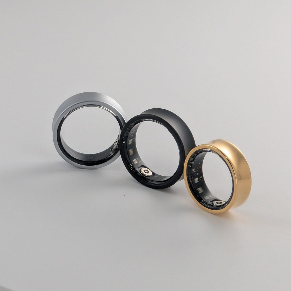 VYTA Ring in Silber, Schwarz und Gold